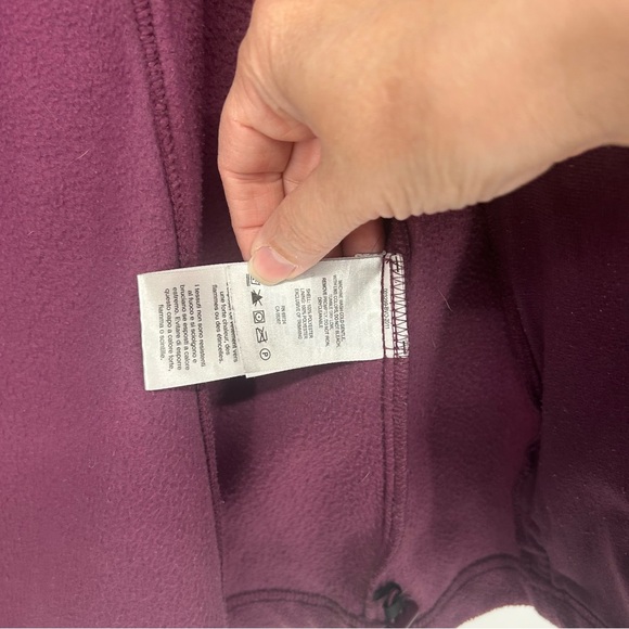 Columbia Women’s Raspberry Fleece Jacket Size Medium - Picture 2 of 6